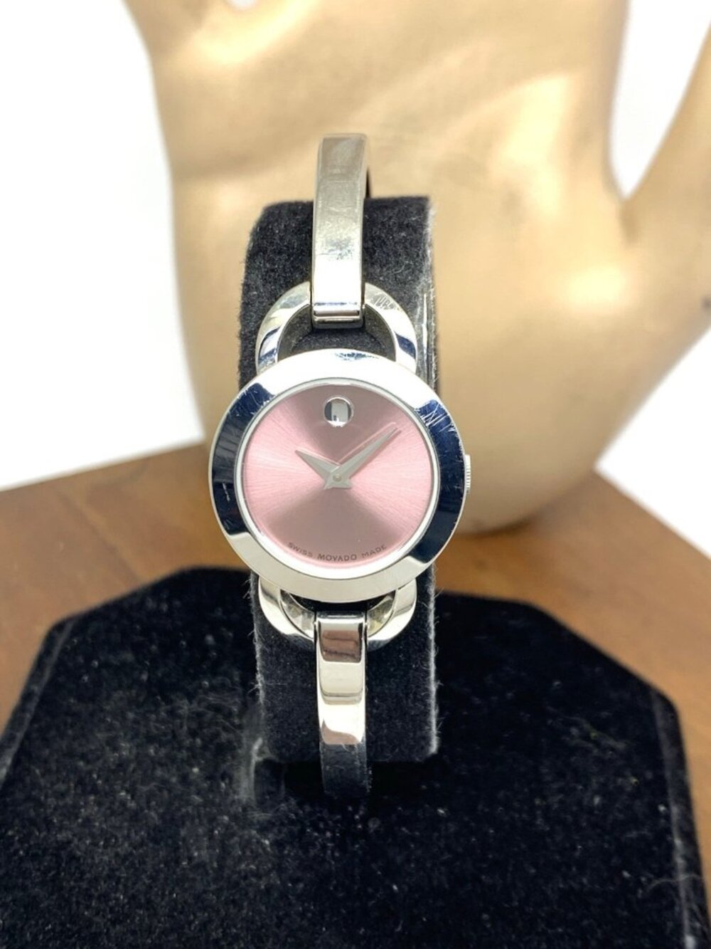 Movado Women's Watch 0606797 Rondiro Swiss Quartz Pink Dial Silver Steel 22mm